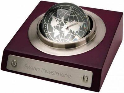 Настільний годинник PF Concept Globe бордовий 115054(PF Concept) фото